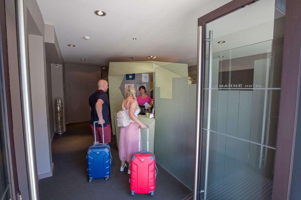 Cit'Hotel De La Marne Tarbes Interior photo